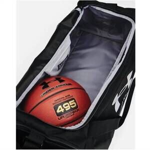 NEW UNDER ARMOUR undeniable 5.0 small duffle bag in black
